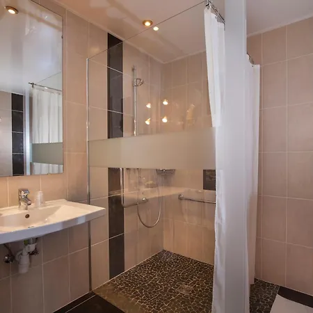 Logis Au Bois Le Sire Hotel