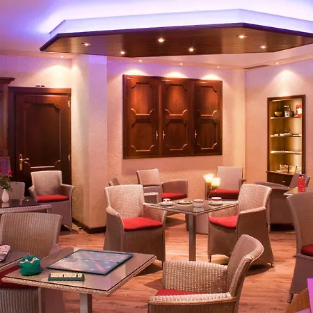 Hotel Logis Au Bois Le Sire 3*