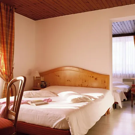 Otel Logis Au Bois Le Sire