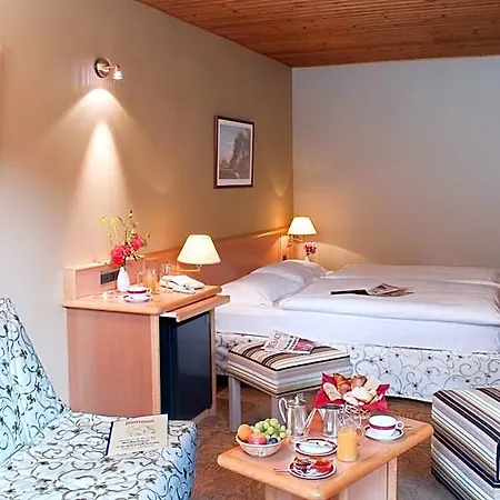 Logis Au Bois Le Sire