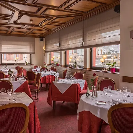 Logis Au Bois Le Sire Hotel 3*