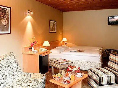 Logis Au Bois Le Sire 3*