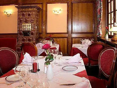 Logis Au Bois Le Sire